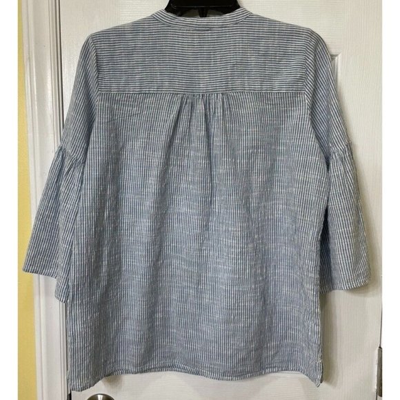 Chaps shirt women's size S oversize would also fit a M embroidery excellent cond - Picture 6 of 6